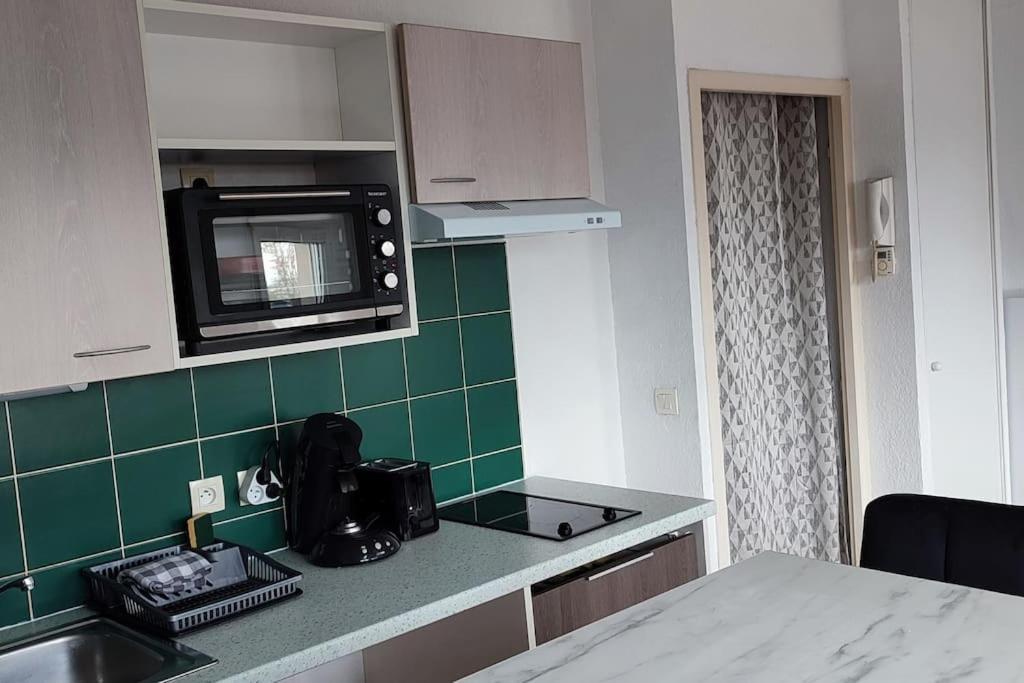 Appartement Face A La Gare Annemasse Exterior photo